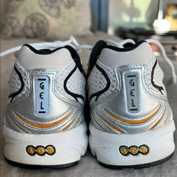 asics DSTRAINER athletic shoes - Picture 8 of 10